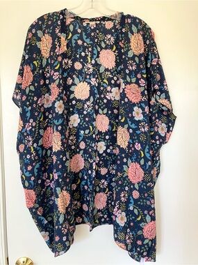 LOFT Floral Kimono